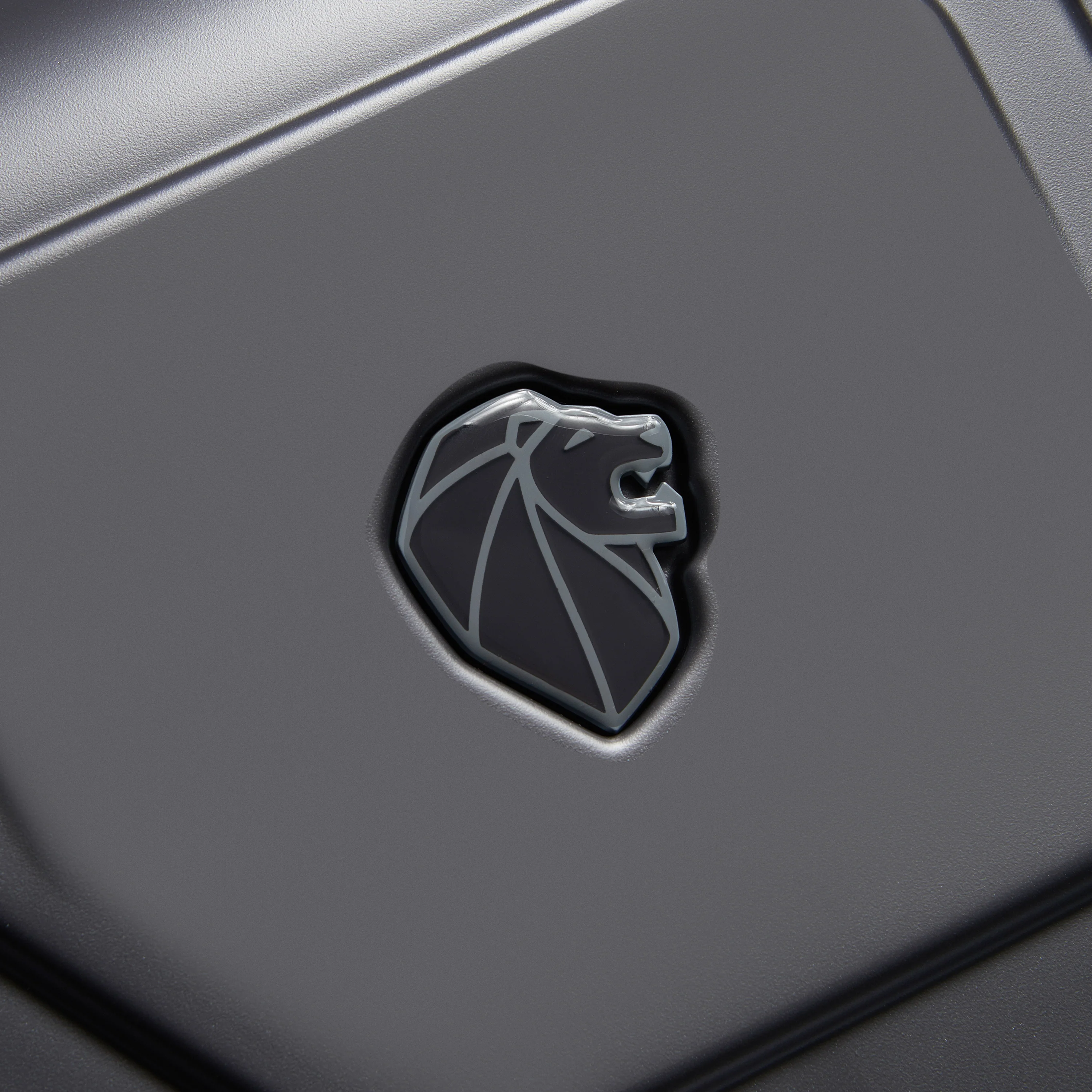 PEUGEOT VOYAGES - XL Trunk (80cm) - Image 41