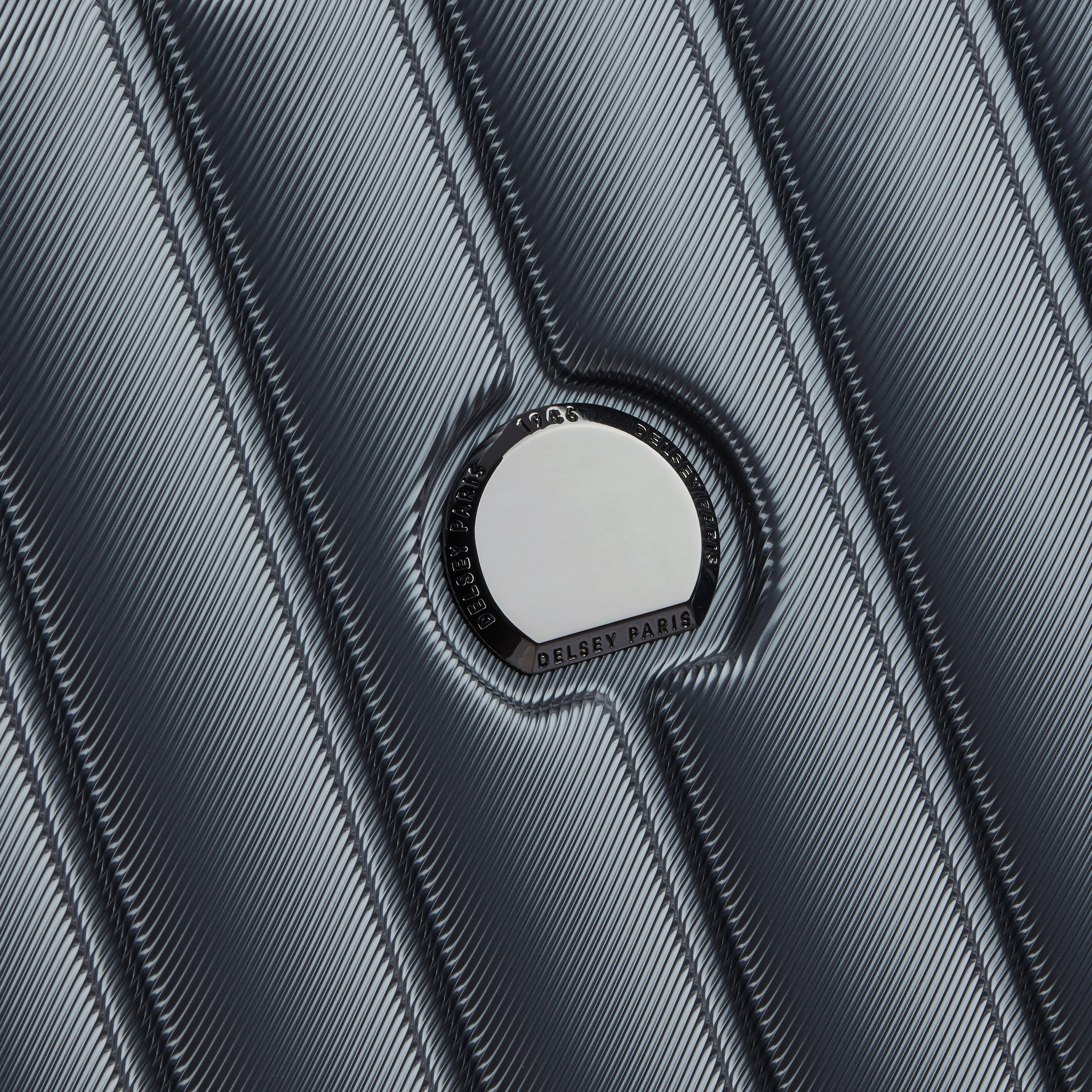 LONGITUDE - 3 Expandable Suitcases (XL-81cm) (M-69cm) (S Slim-55cm) - Image 19